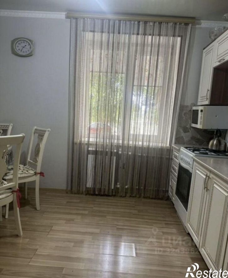 3-комн квартира мкр Моздок-1, 36,  д. 36