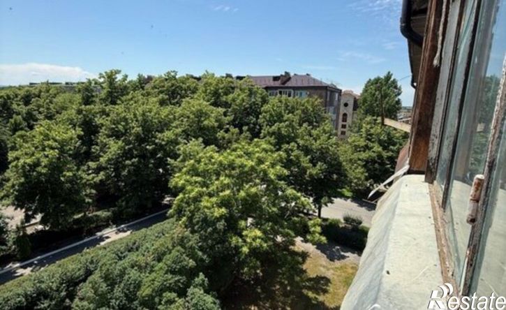 2-комн квартира пл 50 лет Октября, 44а,  д. 44а